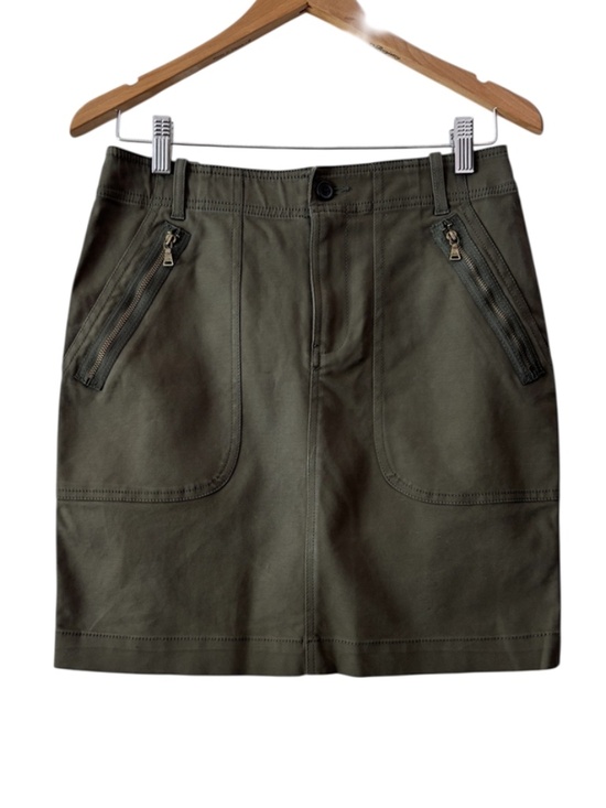 Club Monaco Dresses & Skirts - Club Monaco Mini Skirt - Olive/Army Green Size 6